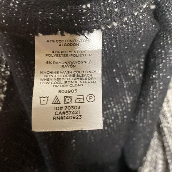 Loft Boho Black and White Long Sleeved Crew Neck Tunic Top Size Medium - Picture 9 of 12